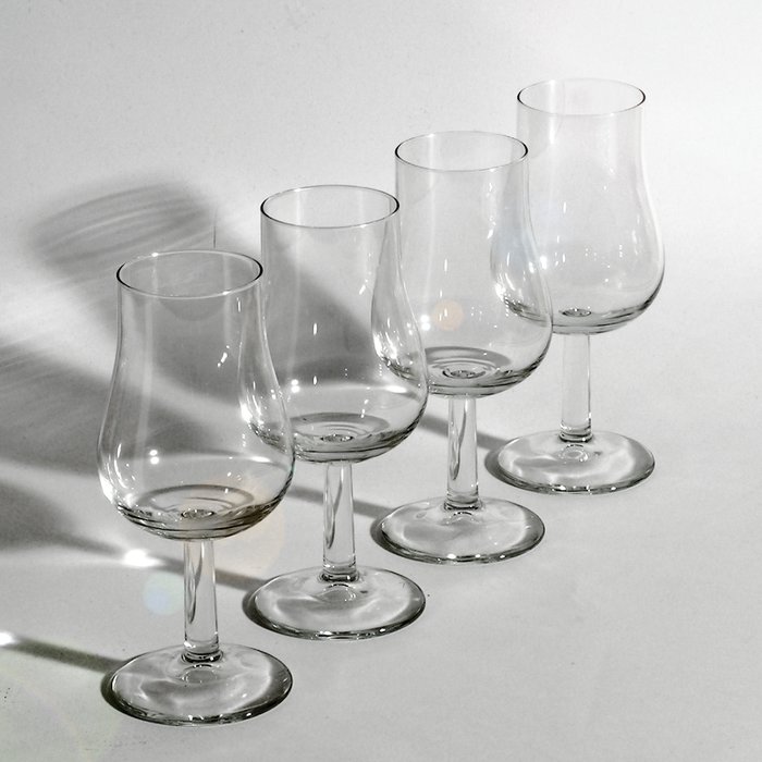 Nosingglas ohne Aufdruck