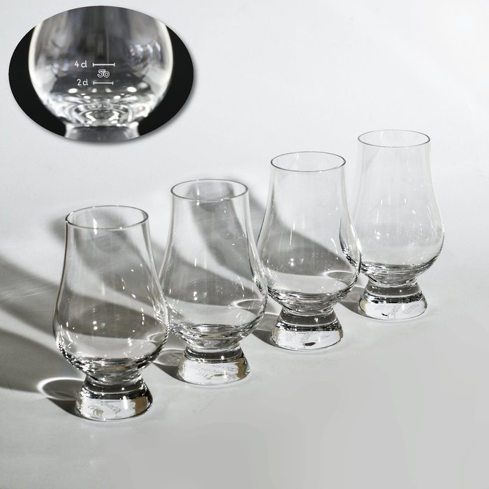 Nosingglas The Glencairn Glass mit Eiche